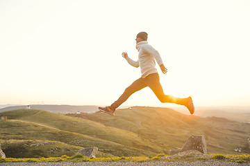 Image showing Man jumping