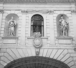 Image showing historic   marble and statue in old city of london england