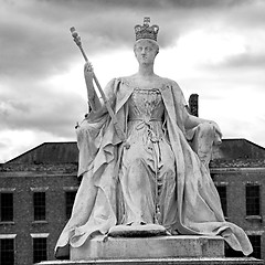 Image showing historic   marble and statue in old city of london england