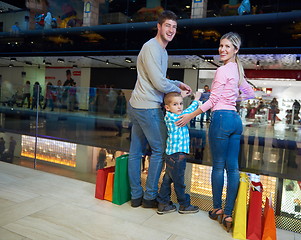 Image showing young family with shopping bags