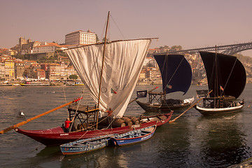 Image showing EUROPE PORTUGAL PORTO RIBEIRA OLD TOWN DOURO RIVER