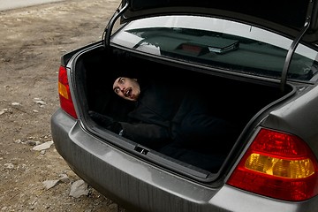 Image showing Man in the trunk