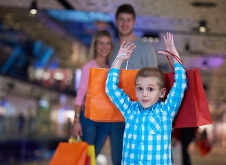 Image showing young family with shopping bags