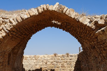 Image showing Ancient stone arch and wall of Kerak Castle in Jordan