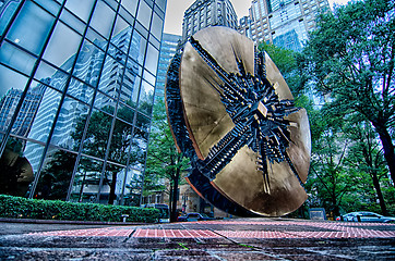 Image showing sculpture in uptown charlotte grande disk