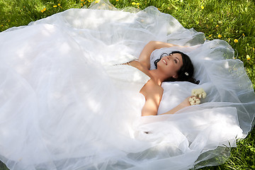 Image showing Young Bride