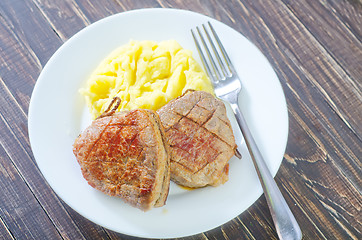 Image showing mashed potato and fried meat