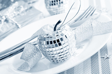 Image showing place setting for christmas with star