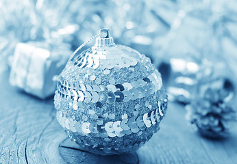 Image showing Silver balls and cristmas decoration