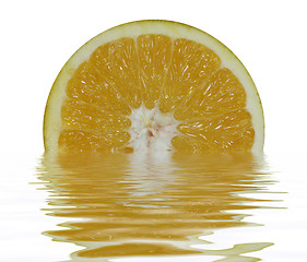 Image showing Orange slice in water