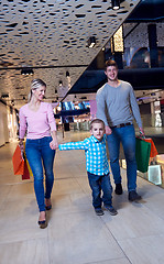 Image showing young family with shopping bags