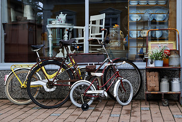 Image showing The old bikes.
