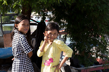Image showing Indonesian girls in Manado shantytown