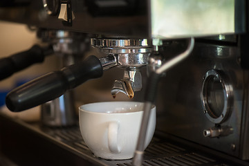 Image showing preparing coffee in cafe