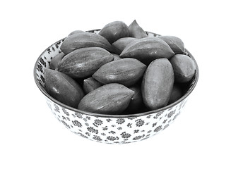 Image showing Pecan nuts in a china bowl