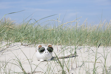 Image showing Piggy bank on a holiday