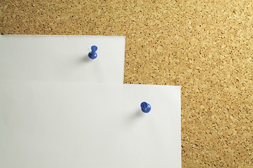 Image showing white notepaper on a cork board