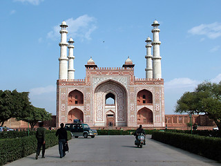 Image showing Akbar’s Mausoleum, Entrance, Gate