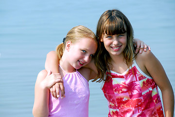 Image showing Two preteen girls