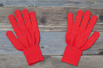 Image showing red working gloves