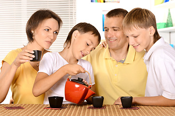 Image showing Family drinking tea 