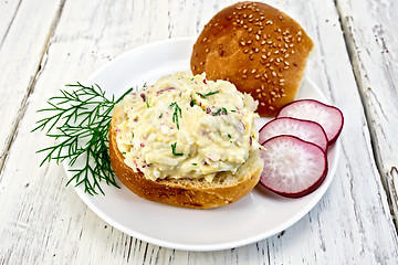Image showing Appetizer of radish and cheese on bun in plate
