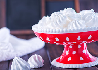 Image showing mini meringues