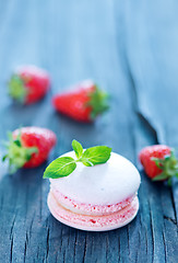 Image showing strawberry macaroons