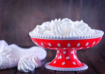 Image showing mini meringues