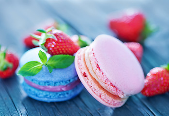 Image showing strawberry macaroons