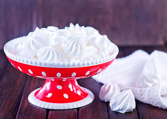 Image showing mini meringues