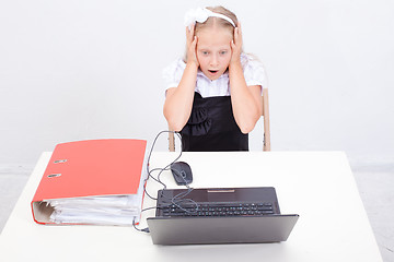 Image showing Girl using his laptop computer