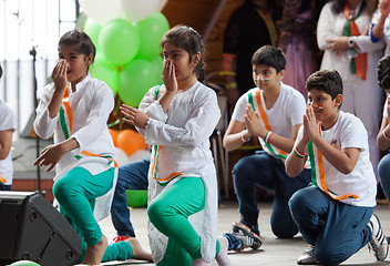 Image showing Hendustani folk collective dance