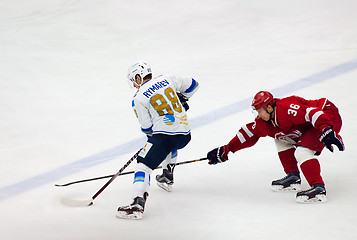 Image showing E. Rymarev (88) and A. Nikulin (36)