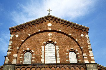 Image showing rose window  italy  lombardy     in  the legnano old   church   