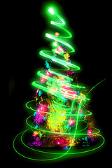 Image showing xmas tree in green\r\n