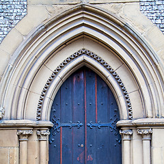 Image showing door southwark  cathedral in london england old construction and