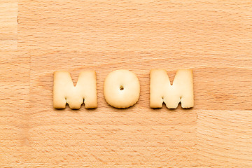 Image showing Word mom cookie over the wooden background
