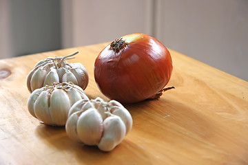 Image showing Onion and garlic