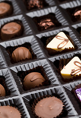 Image showing Box with chocolate candies