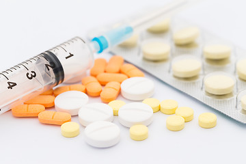 Image showing Syringe and tablet drug