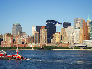 Image showing Tugboat in front of Manhattan