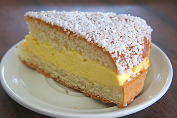 Image showing Cake with icing