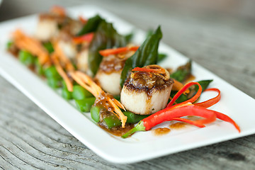 Image showing Thai Pan Seared Scallops