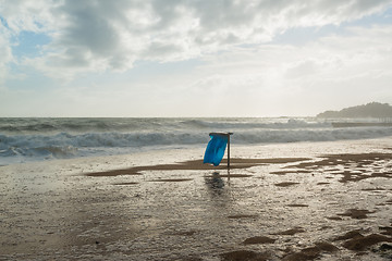 Image showing Trash can on the beach