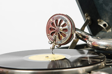 Image showing The needle on a gramophone record gramophone in closeup