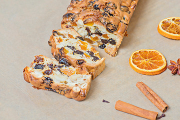 Image showing Christmas cake on the table