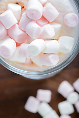 Image showing  Top view to the  marshmallows in hot chocolate 