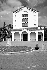 Image showing column old architecture in italy europe milan religion       and