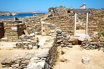 Image showing famous   in delos greece the door